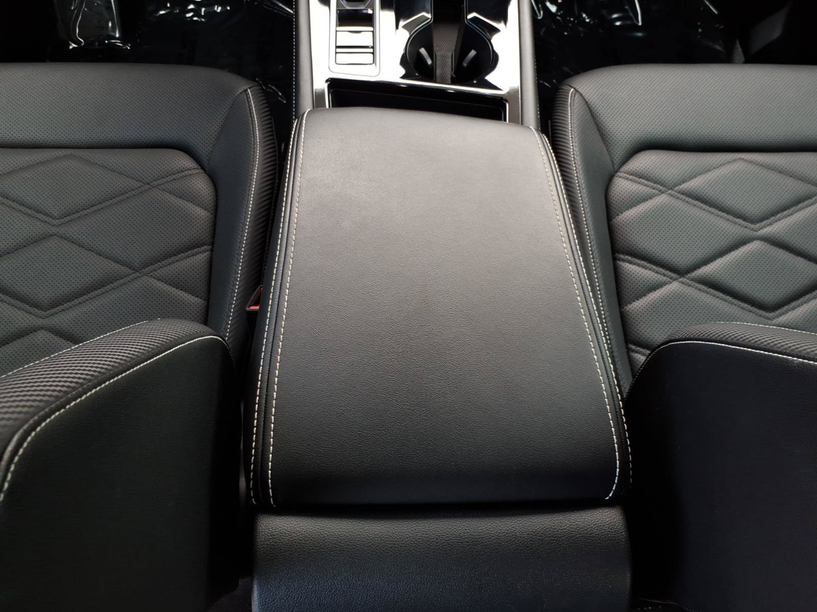 Certified 2024 Volkswagen Atlas Cross Sport SE w/ Panoramic Sunroof Package FWD image 24