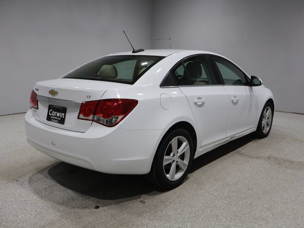 Used 2015 Chevrolet Cruze LT FWD video 2