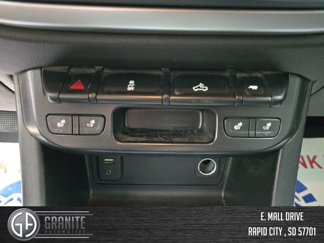 Used 2018 Chevrolet Colorado LT w/ LT Convenience Package image 31