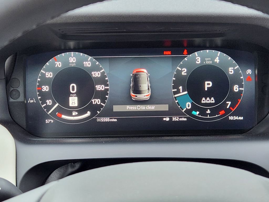 Used 2025 Land Rover Discovery Sport S image 21