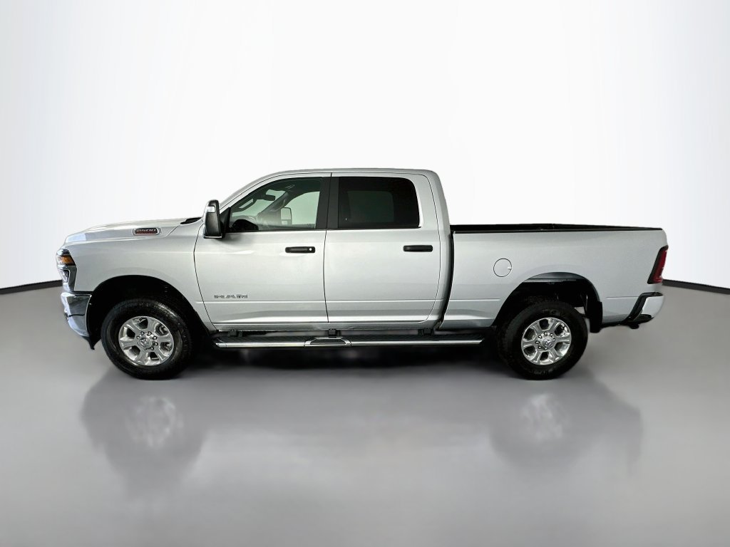 Used 2026 RAM 2500 Big Horn AWD/4WD image 4