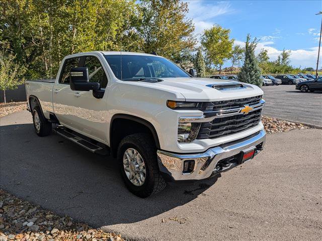 Used 2024 Chevrolet Silverado 3500 LT AWD/4WD image 7