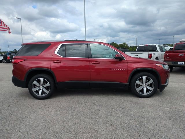 Used 2018 Chevrolet Traverse LT w/ LPO, Floor Liner Package AWD/4WD image 3