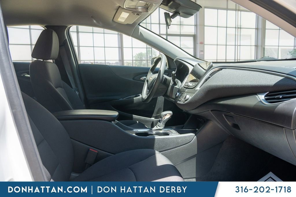 Used 2024 Chevrolet Malibu LT FWD image 26