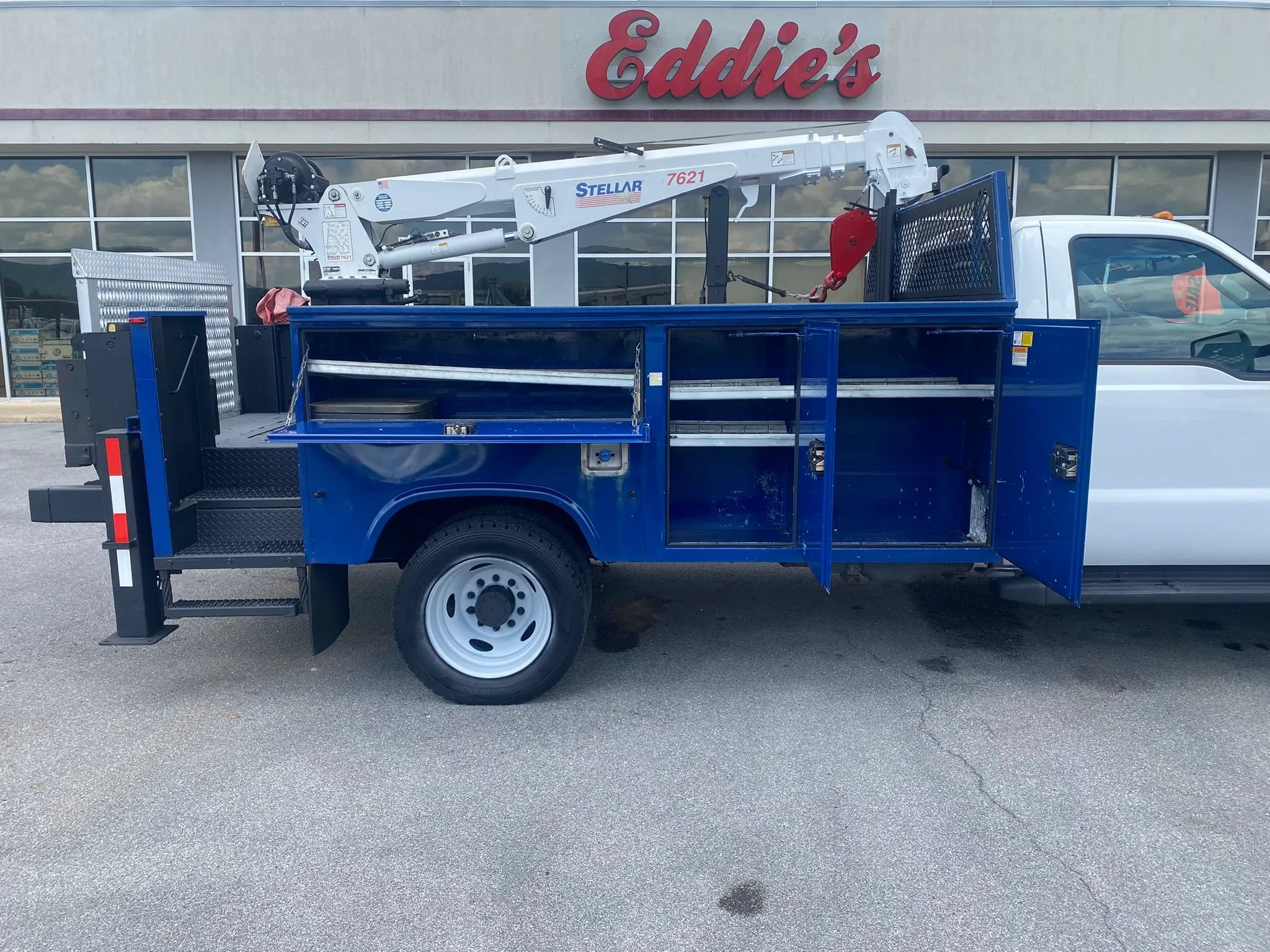 Used 2014 Ford F550 4x4 Regular Cab Super Duty image 24