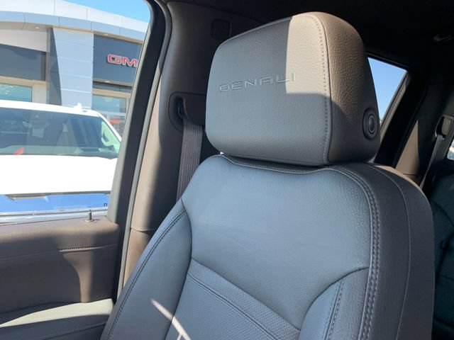 Used 2021 GMC Sierra 3500 Denali w/ Denali Ultimate Package AWD/4WD image 29