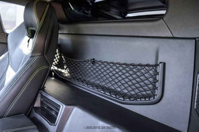Used 2017 Lamborghini Huracan LP 580-2 RWD image 28