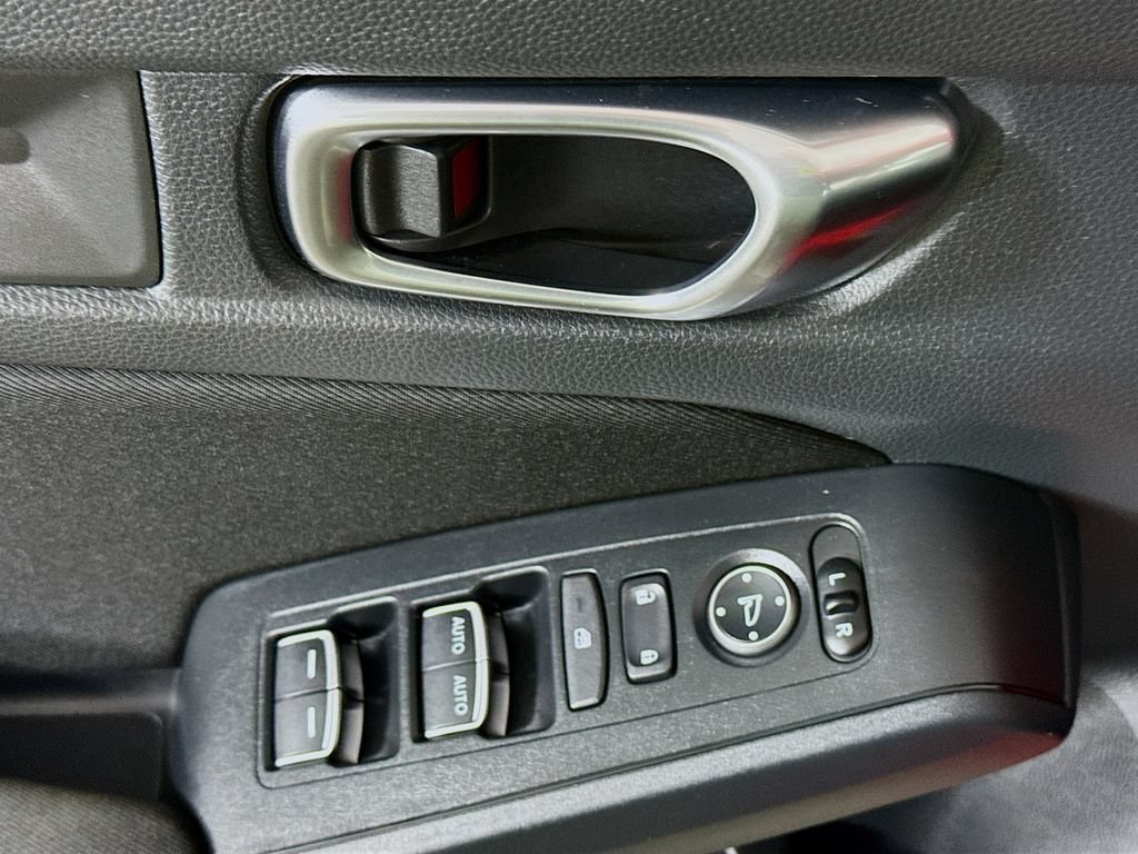 Used 2025 Honda Civic Sport image 21