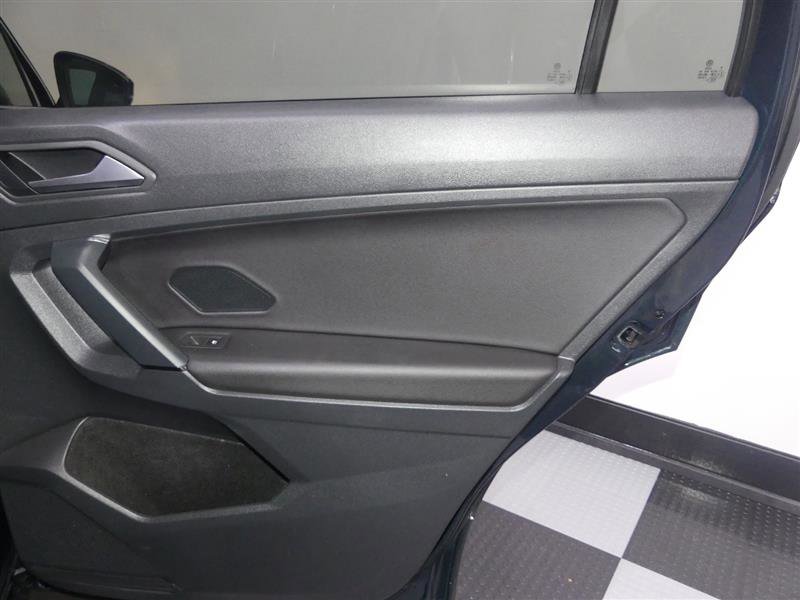 Used 2019 Volkswagen Tiguan SE image 26