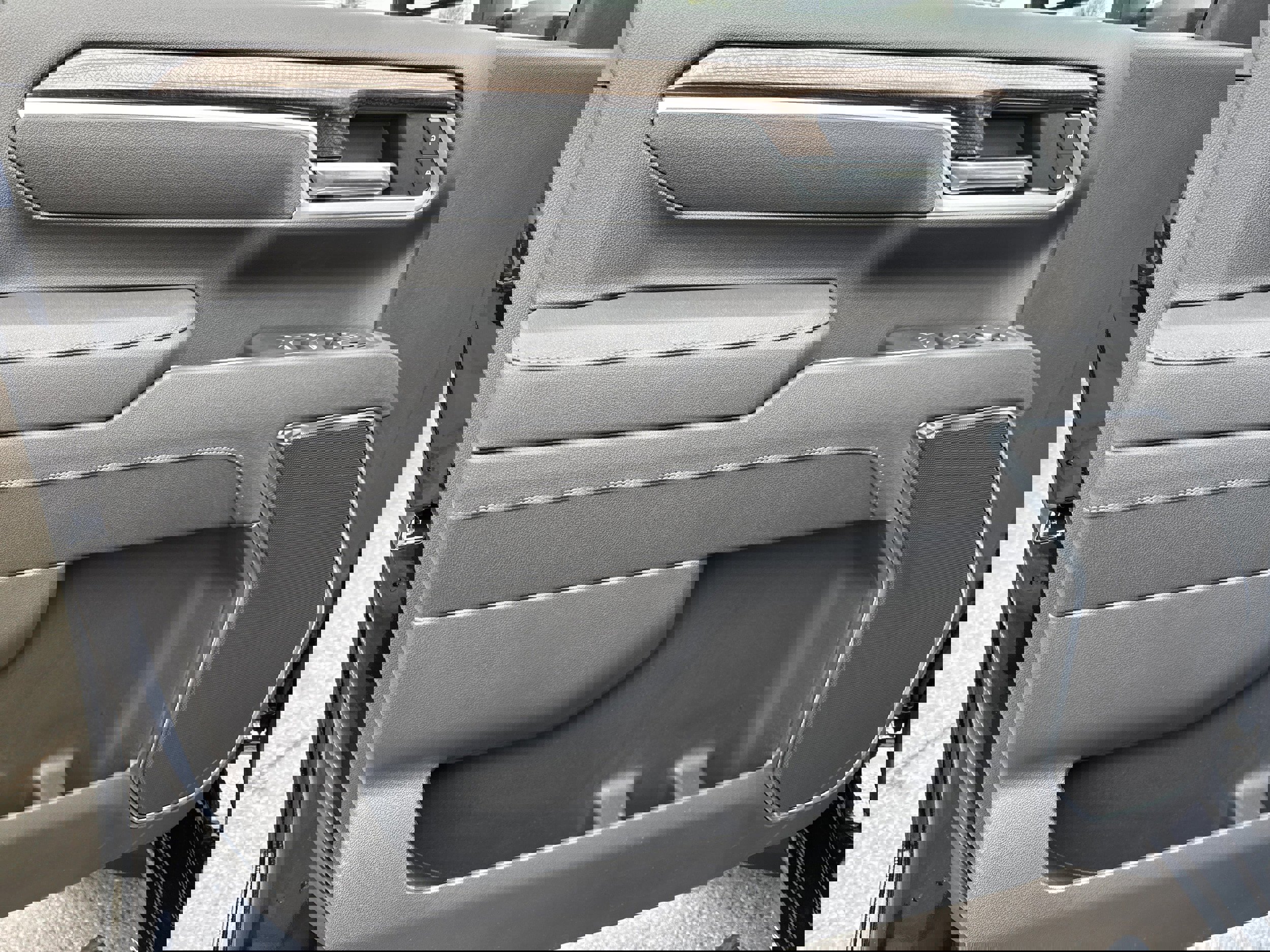 New 2026 Chevrolet Silverado 2500 LT w/ Z71 Chrome Sport Edition image 13