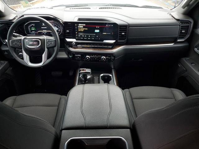 Used 2025 GMC Sierra 1500 Elevation w/ Preferred Package image 19