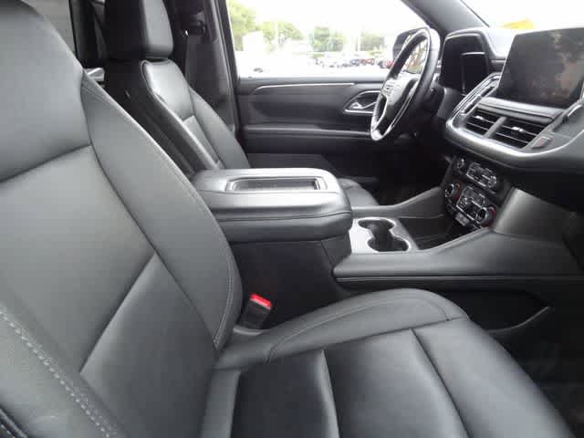 Used 2024 Chevrolet Suburban Z71 w/ Z71 Off-Road Package AWD/4WD image 12