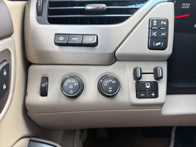 Used 2018 GMC Yukon Denali w/ Open Road Package AWD/4WD image 24