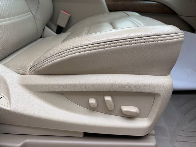 Used 2019 GMC Yukon Denali w/ Denali Ultimate Package image 23