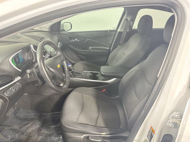 Used 2017 Chevrolet Volt LT FWD image 18