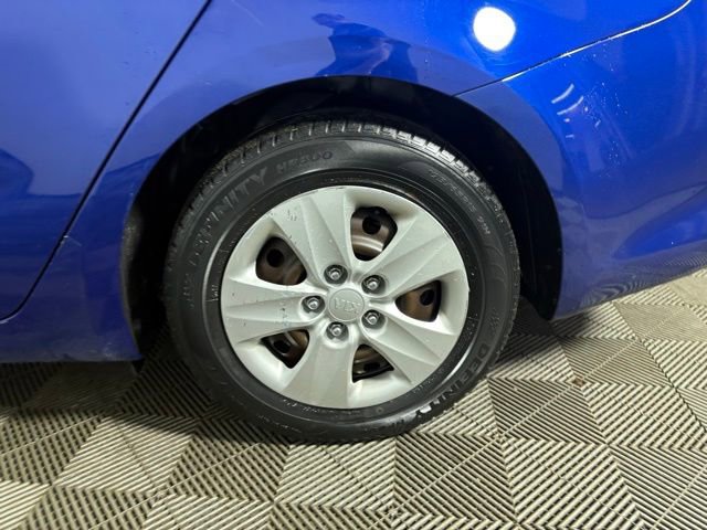 Used 2017 Kia Forte LX w/ LX Popular Package image 21