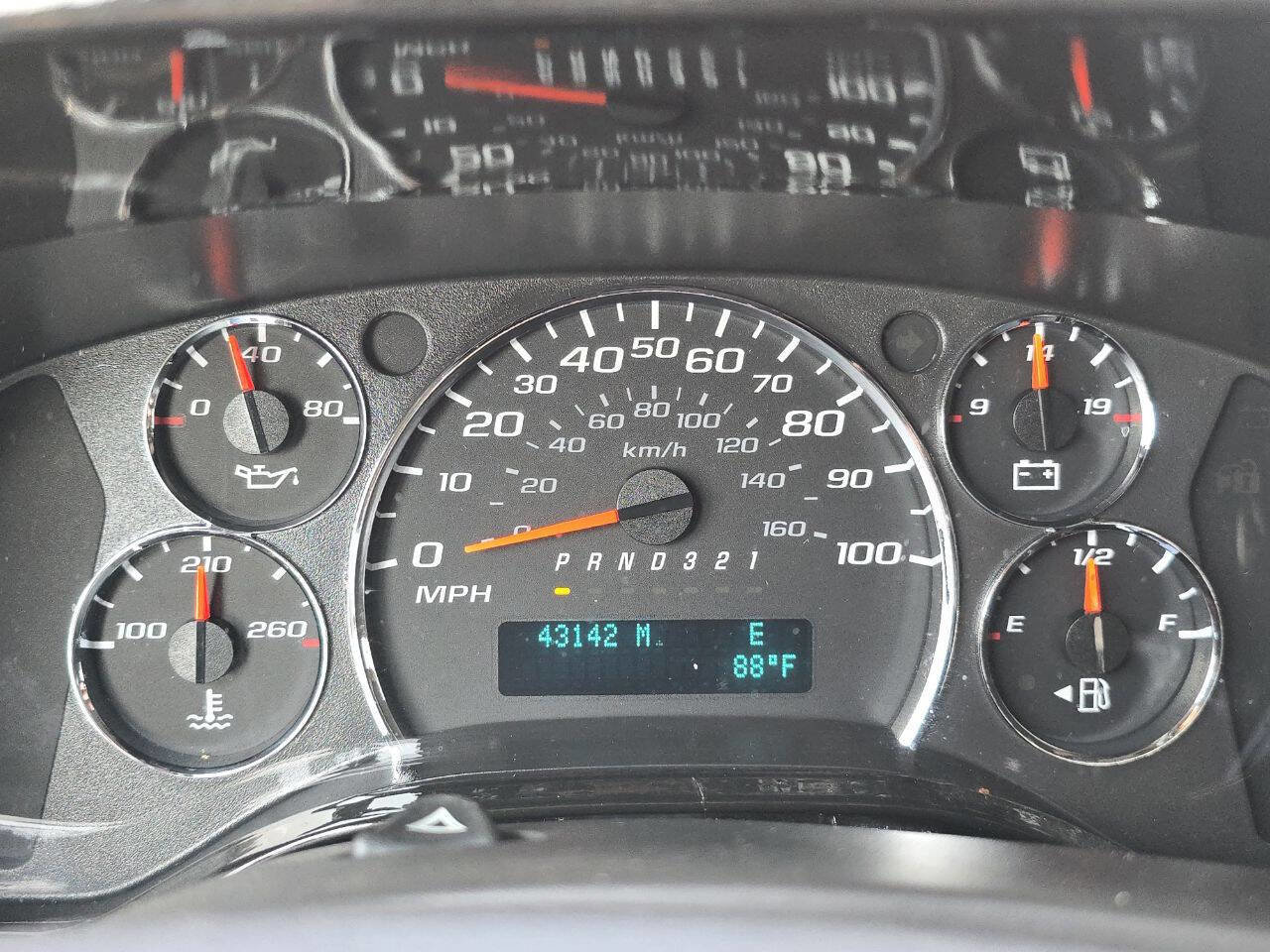 Used 2013 GMC Savana 1500 image 44