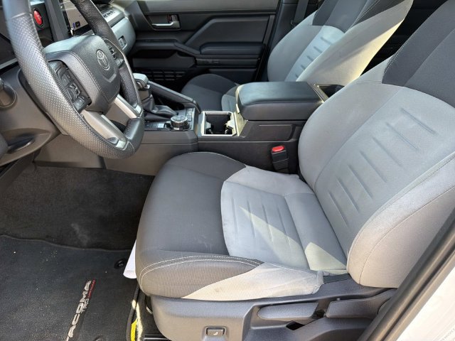 Used 2025 Toyota Tacoma TRD Off-Road AWD/4WD image 19