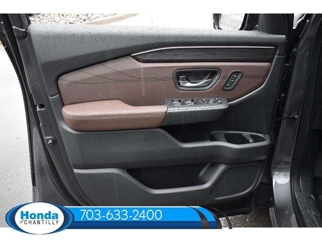 New 2026 Honda Pilot Touring image 25