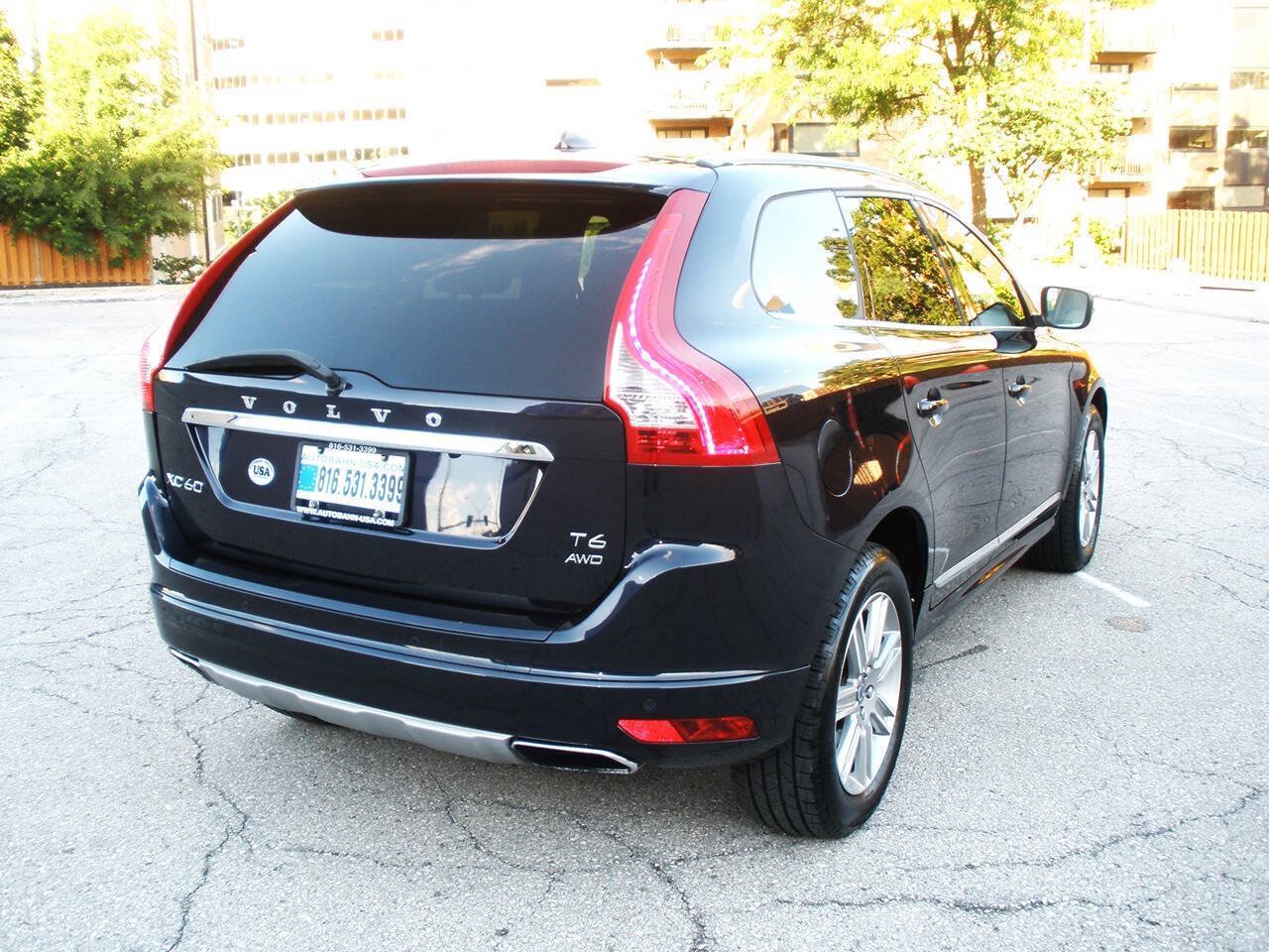 Used 2016 Volvo XC60 T6 Platinum w/ Protection Package AWD/4WD image 9