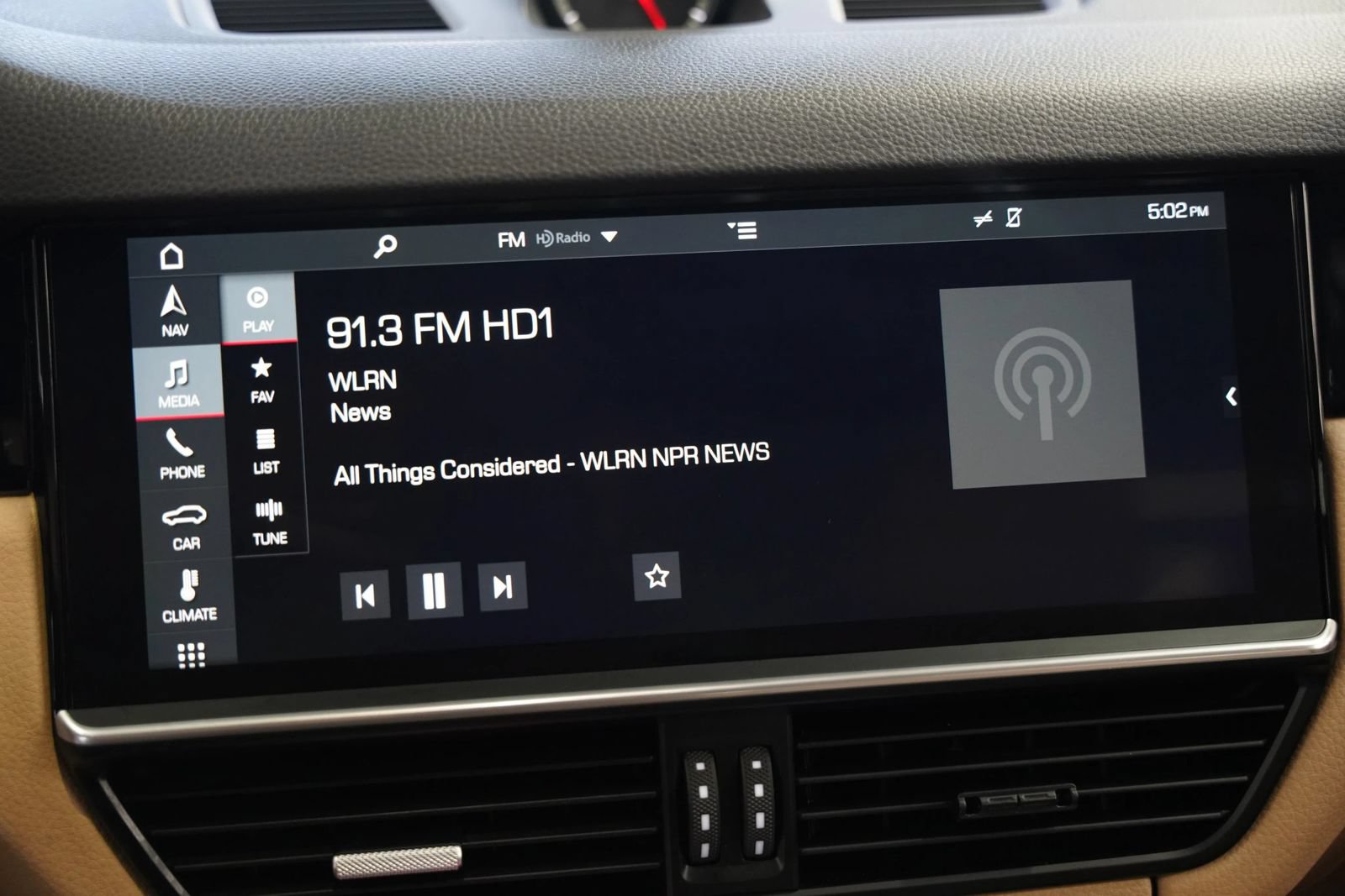 Used 2019 Porsche Cayenne AWD/4WD image 35