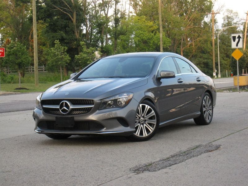 Used 2018 Mercedes-Benz CLA 250 4MATIC image 3