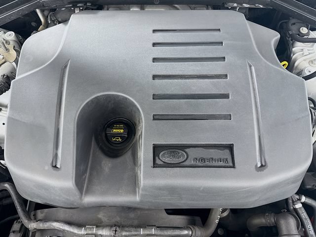 Certified 2022 Land Rover Defender 110 X-Dynamic HSE AWD/4WD image 32