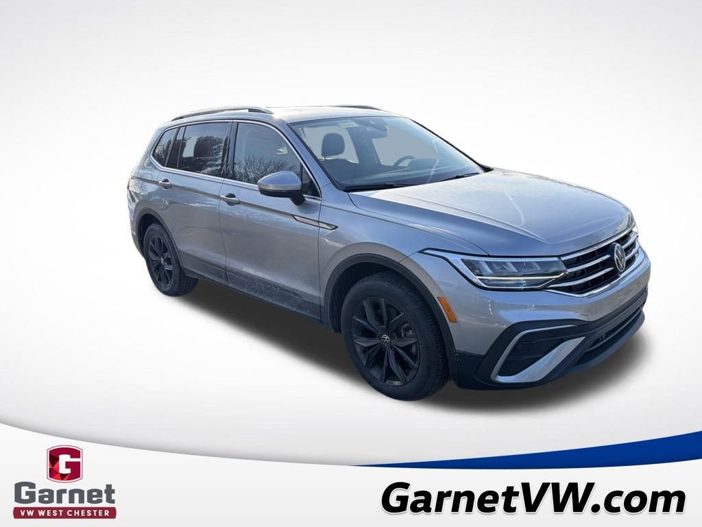 Certified 2024 Volkswagen Tiguan SE w/ Panoramic Sunroof Package image 4