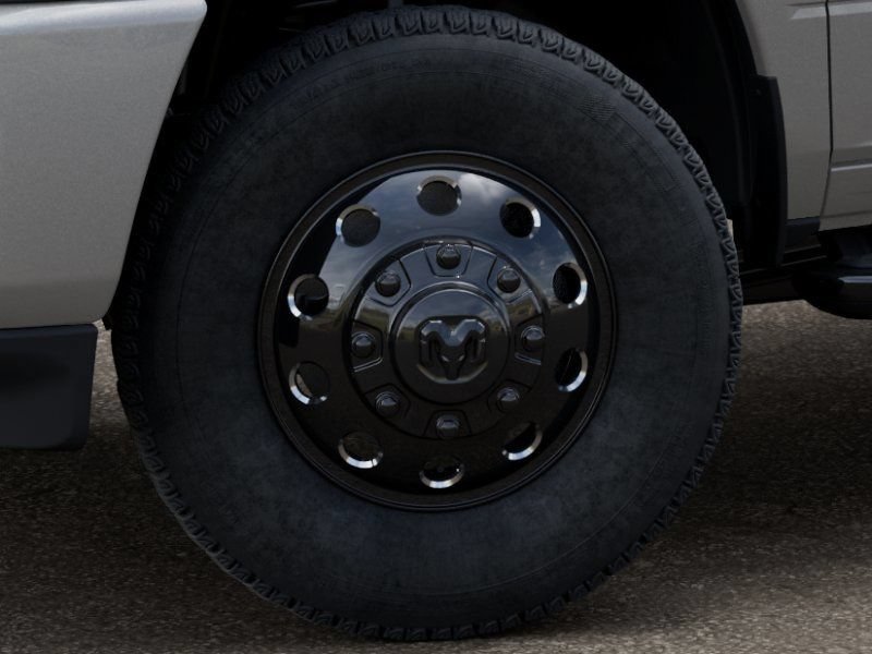 New 2026 RAM 3500 Laramie AWD/4WD image 9