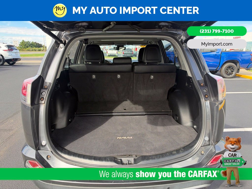 Used 2018 Toyota RAV4 Limited w/ Carpet Mat Package AWD/4WD image 27