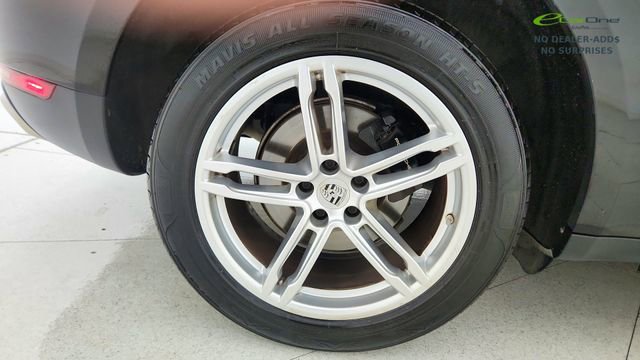 Used 2018 Porsche Macan AWD/4WD image 54