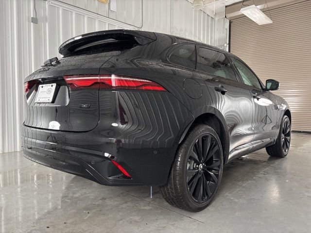 Used 2026 Jaguar F-PACE R-Dynamic S image 7