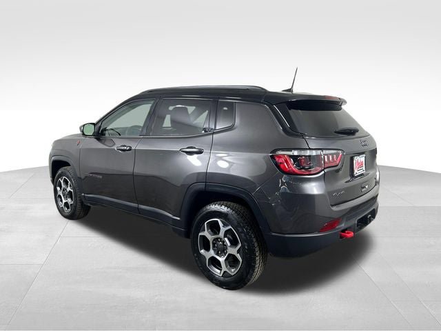 Used 2022 Jeep Compass Trailhawk w/ Trailer Tow Group AWD/4WD image 4