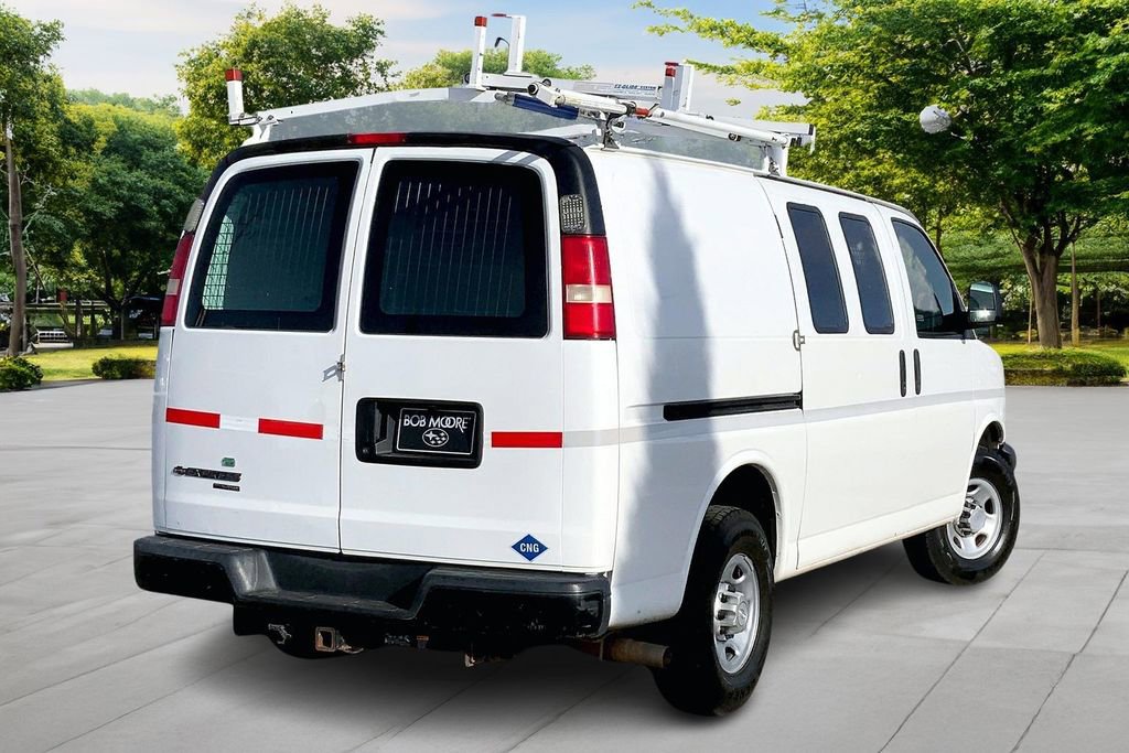 Used 2015 Chevrolet Express 2500 image 6