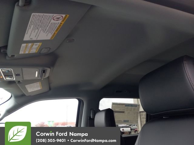 New 2026 Ford F250 Lariat w/ Black Appearance Package image 23