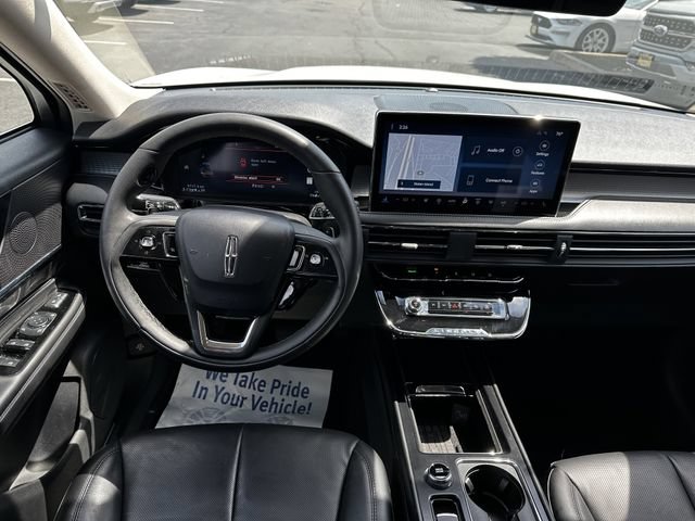 Certified 2023 Lincoln Corsair AWD w/ Equipment Group 101A image 13