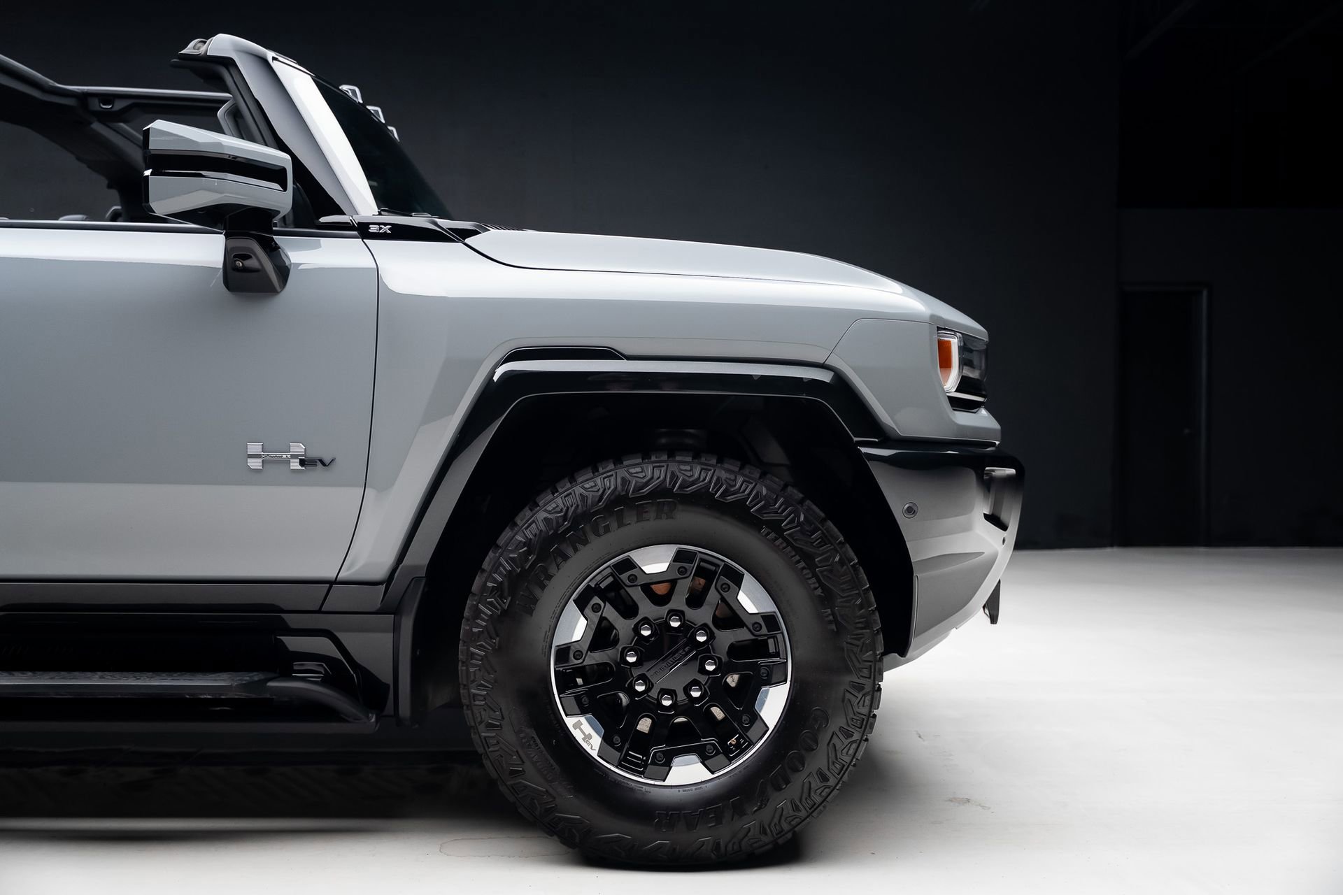 Used 2024 GMC Hummer EV 3X w/ Extreme Off-Road Package image 39