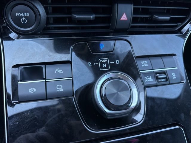 Used 2024 Toyota bZ4X XLE AWD/4WD image 17