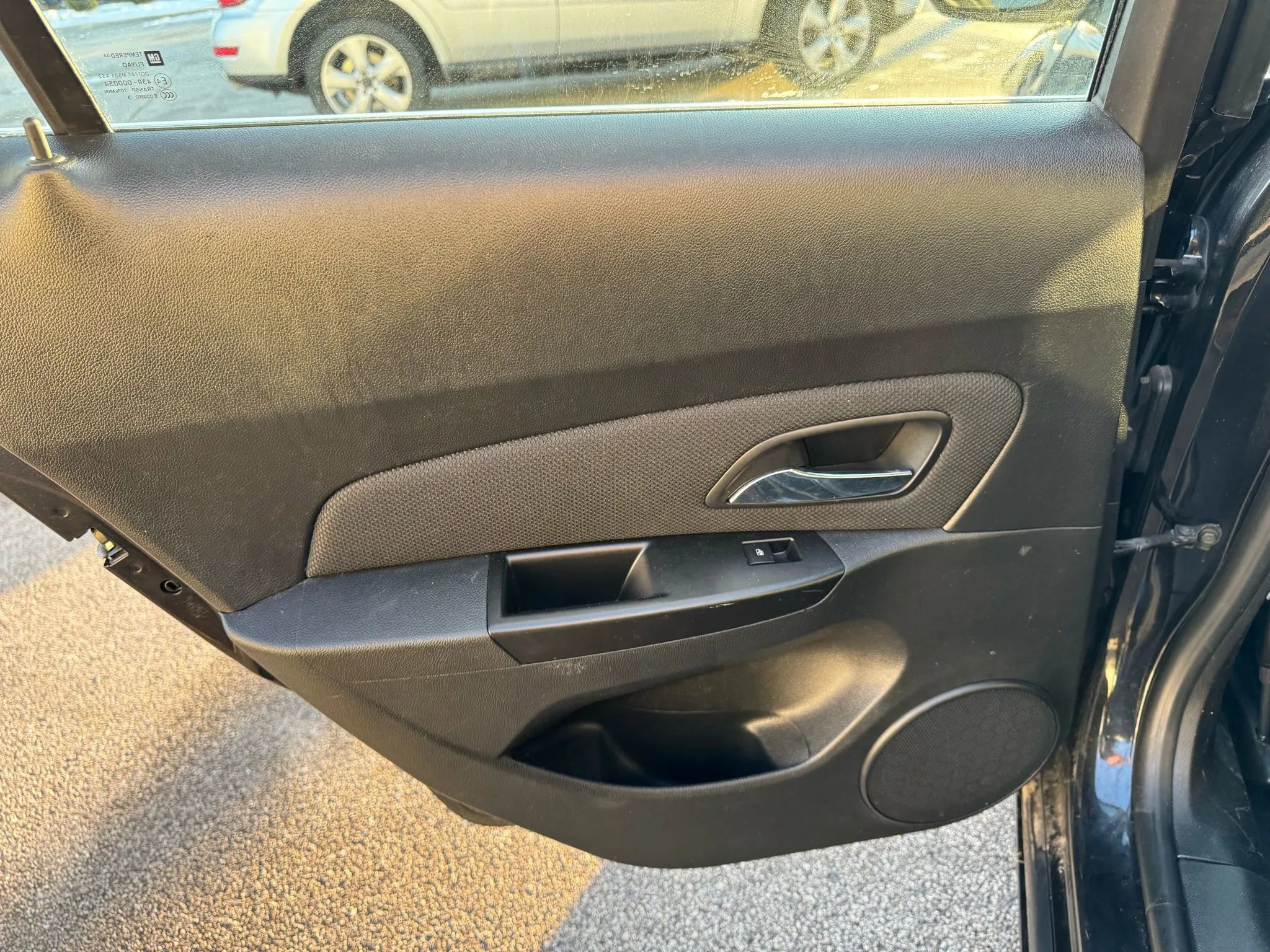 Used 2014 Chevrolet Cruze LT image 18