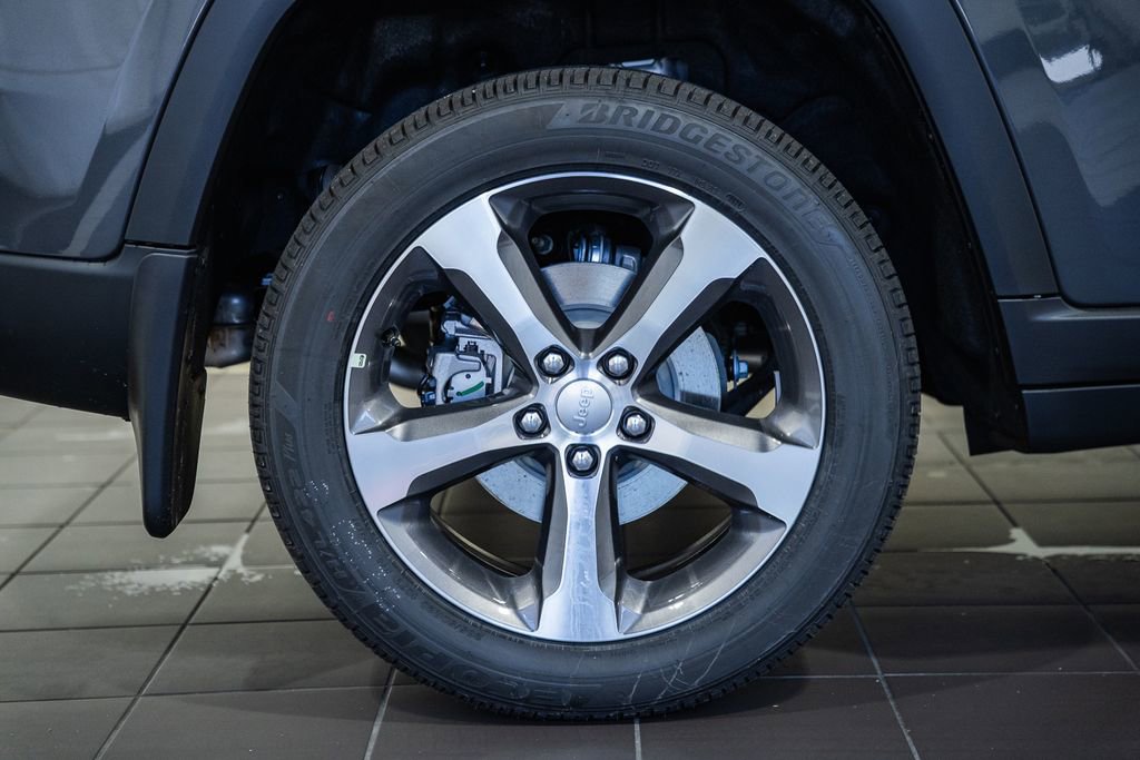 New 2026 Jeep Grand Cherokee Limited AWD/4WD image 19