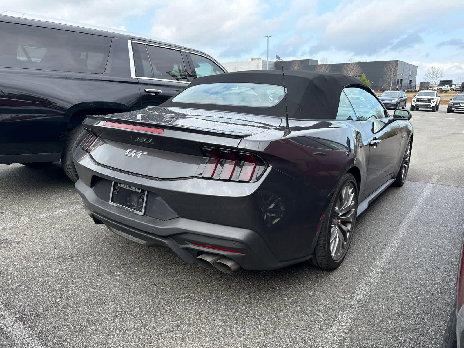 Used 2024 Ford Mustang GT Premium image 3