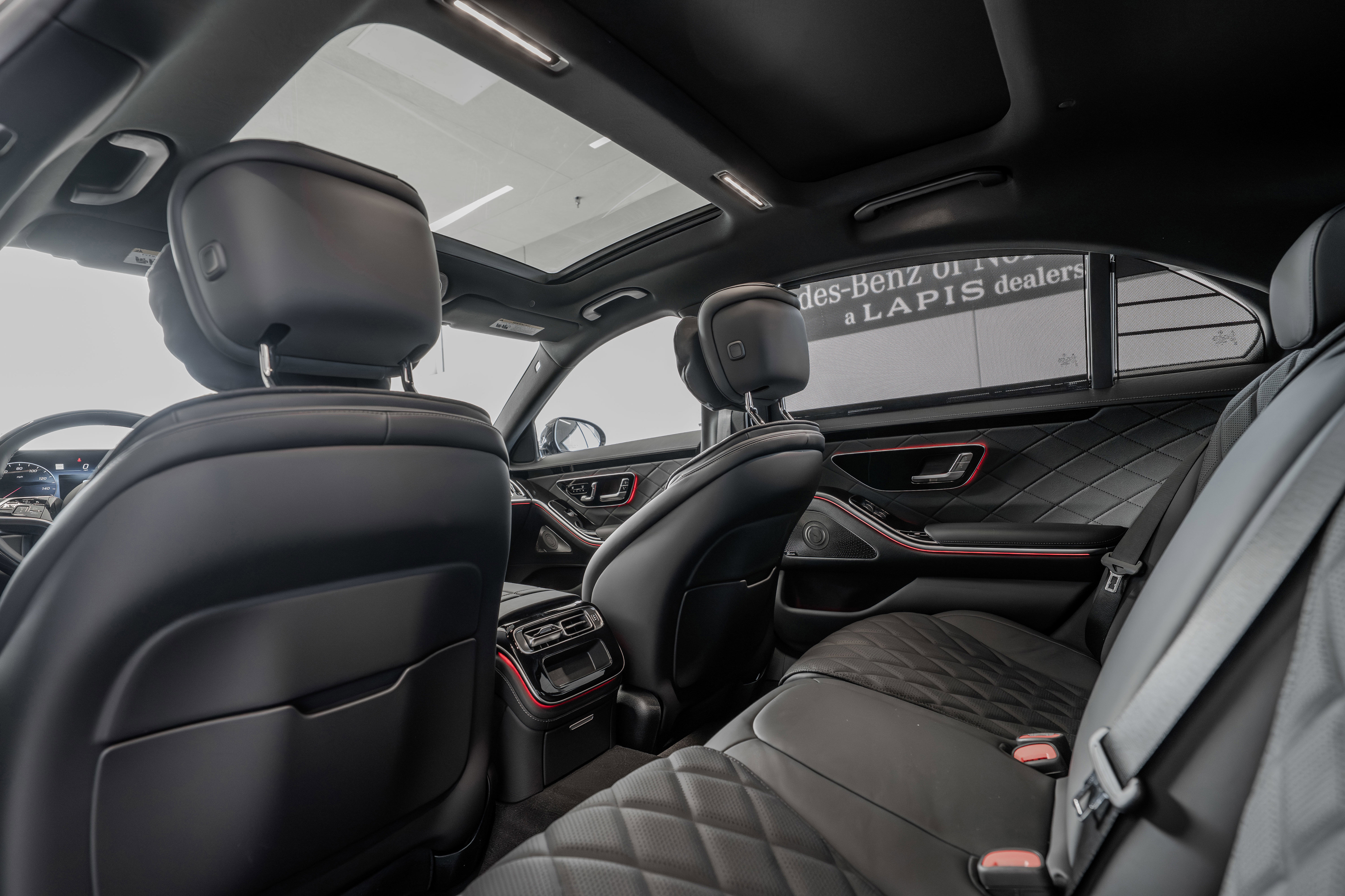 New 2025 Mercedes-Benz S 500 4MATIC image 26