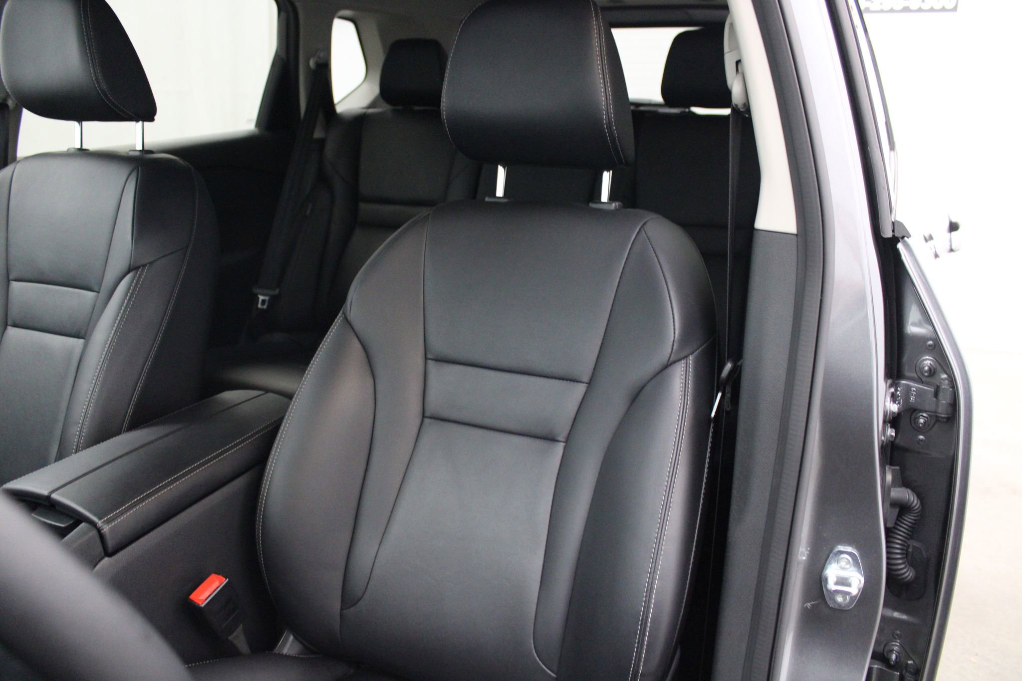 Used 2024 Nissan Rogue SL image 14