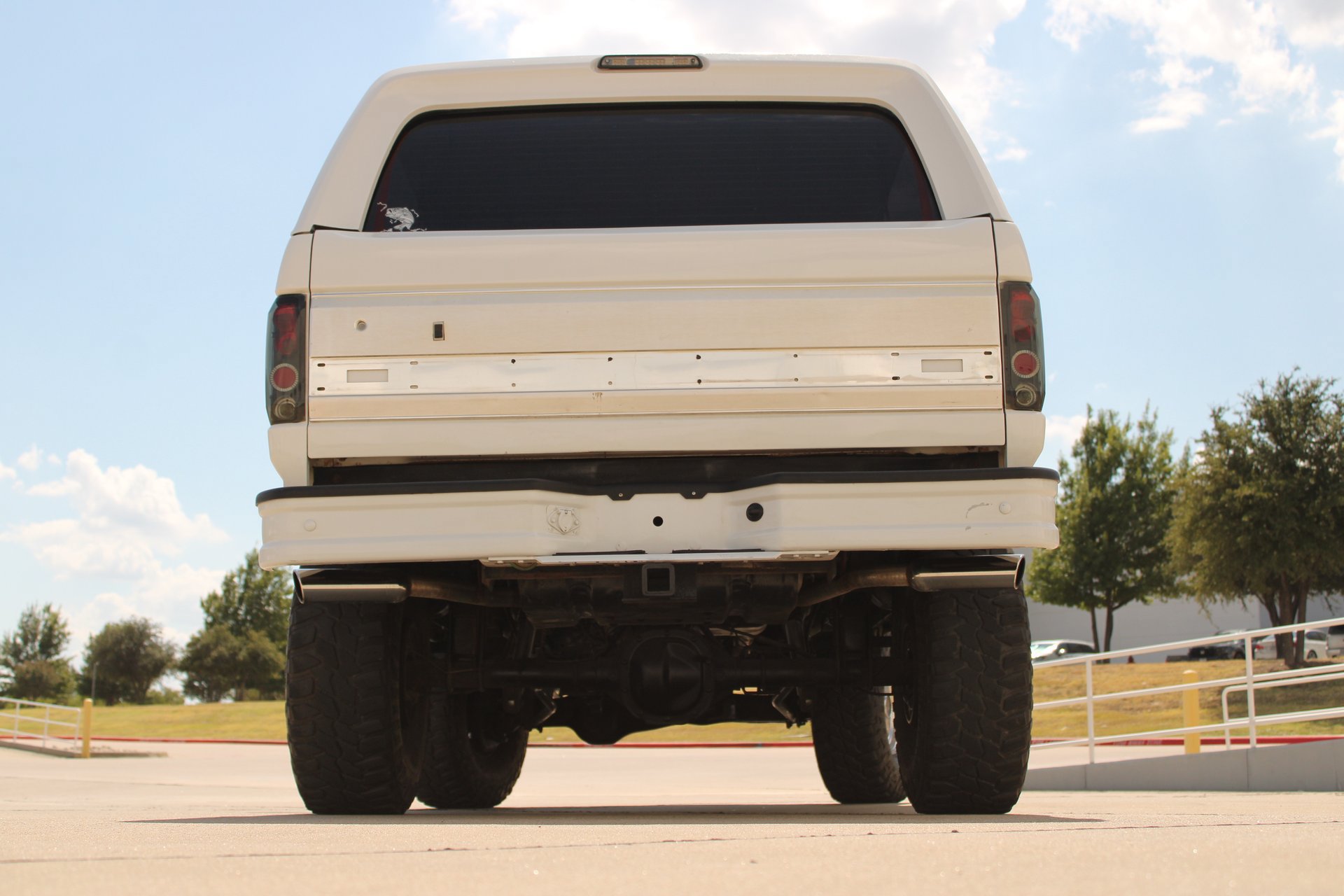 Used 1993 Ford Bronco XLT AWD/4WD image 13