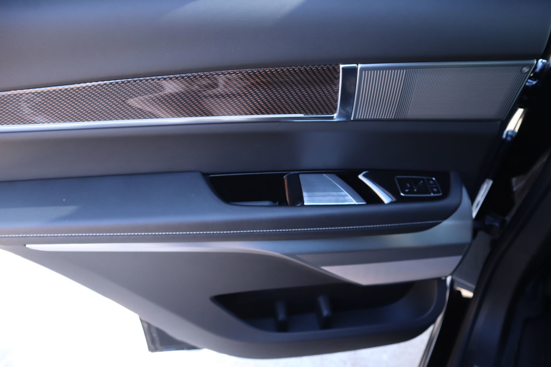 New 2026 Cadillac Vistiq Sport image 18