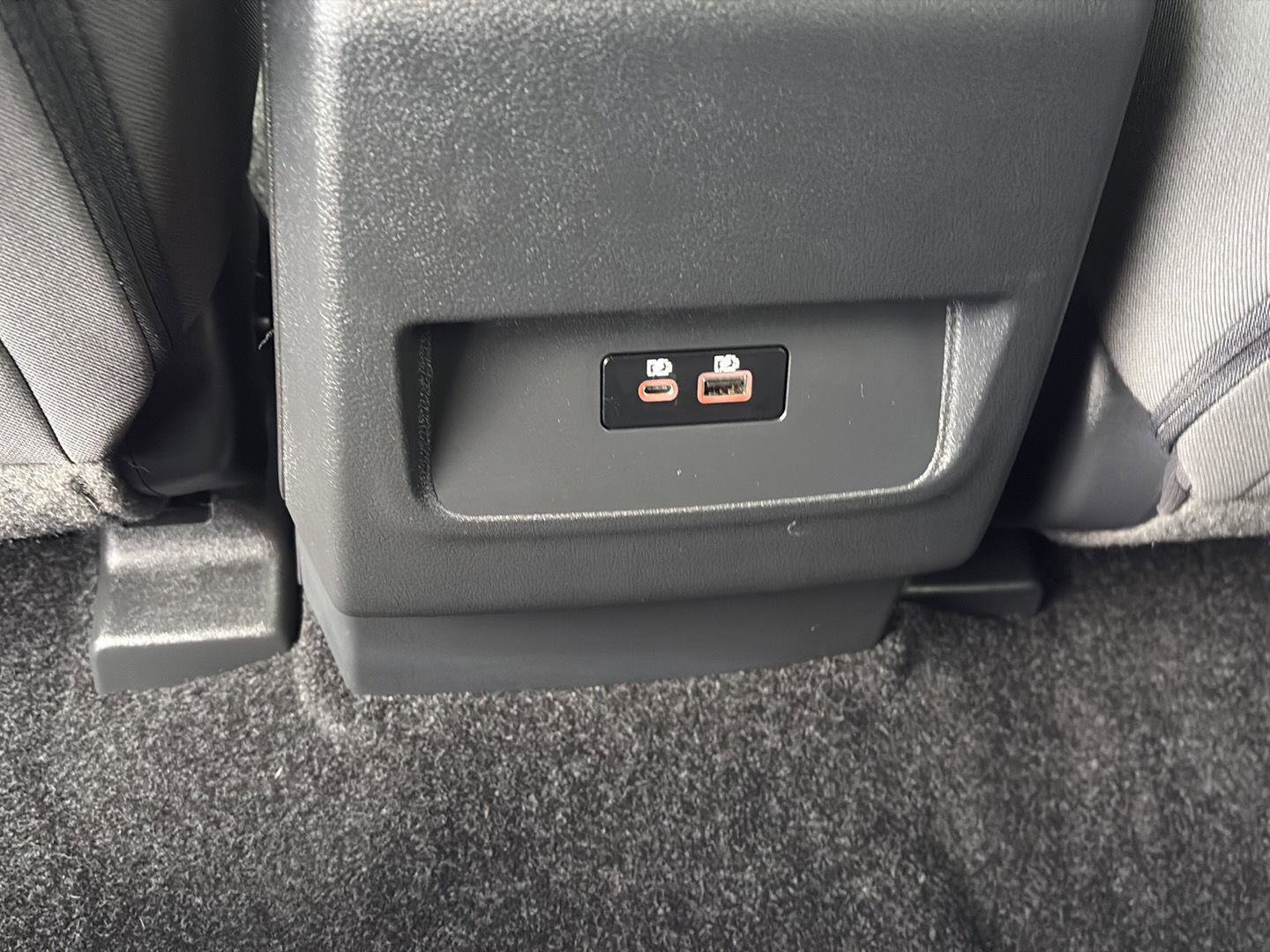 Used 2025 Nissan Frontier SV image 15