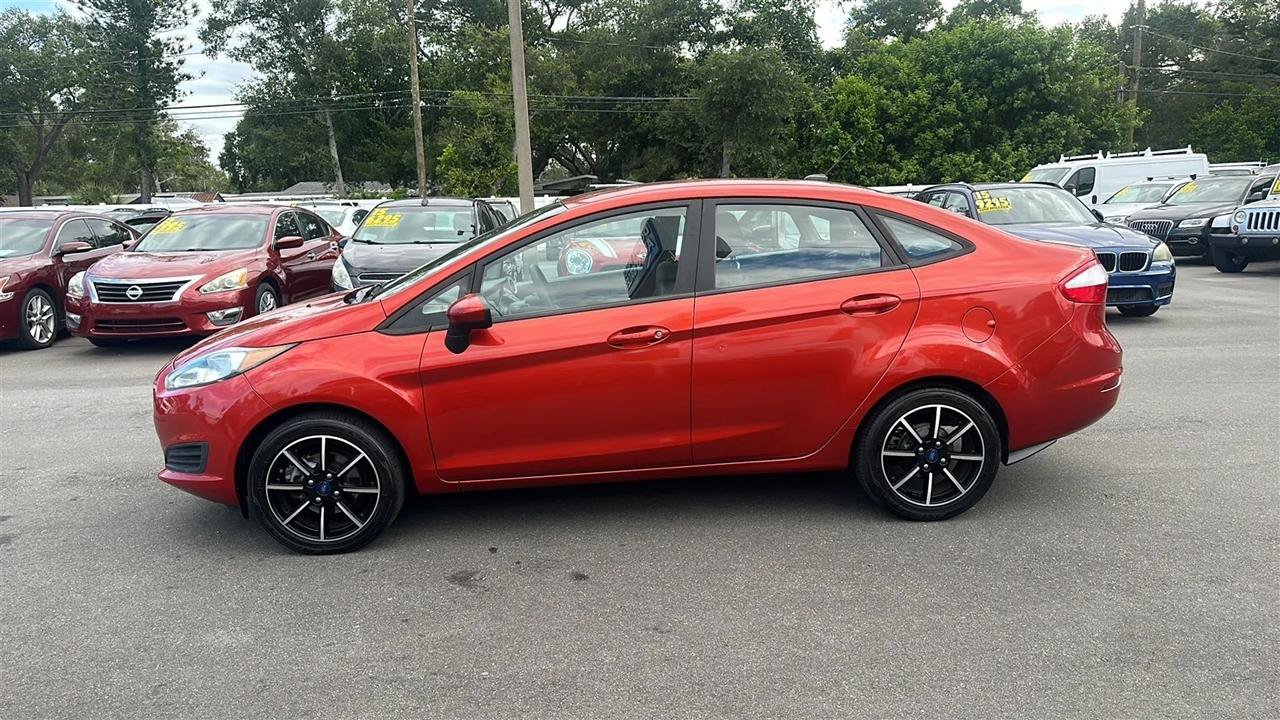 Used 2018 Ford Fiesta SE FWD image 14