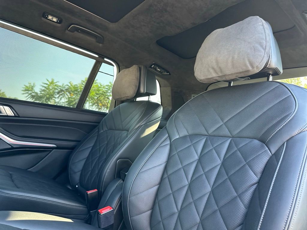 Certified 2023 BMW X7 xDrive40i w/ M Sport Package image 24