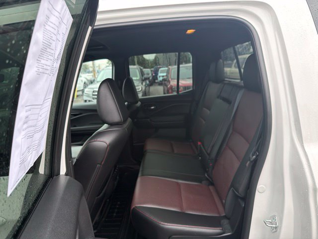 Used 2025 Honda Ridgeline Black Edition image 50
