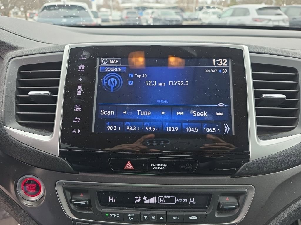 Used 2018 Honda Ridgeline RTL-T image 16